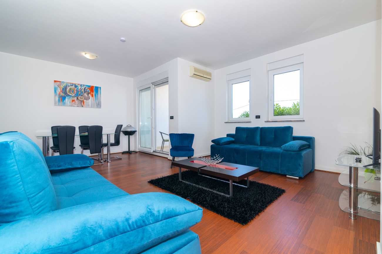 CK SUN 32 Apartment 1 by Aneo Travel